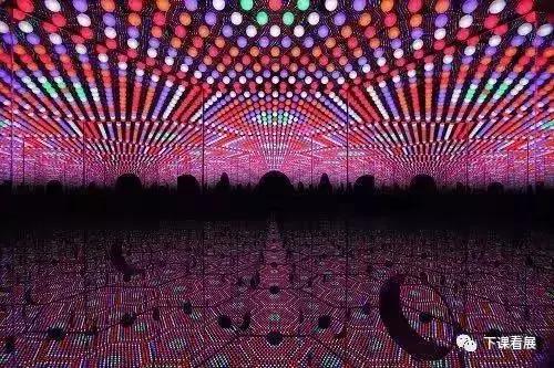 周末想出去玩下雨怎么办,周末要下雨赶着去遛娃