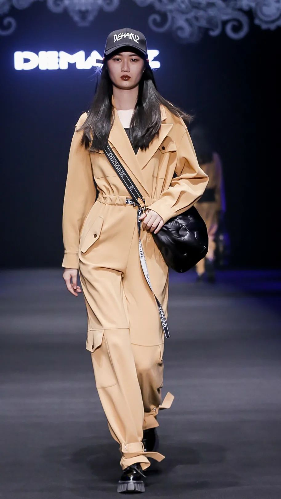 2021秋冬时尚单品,时尚2021秋冬时尚元素流行趋势