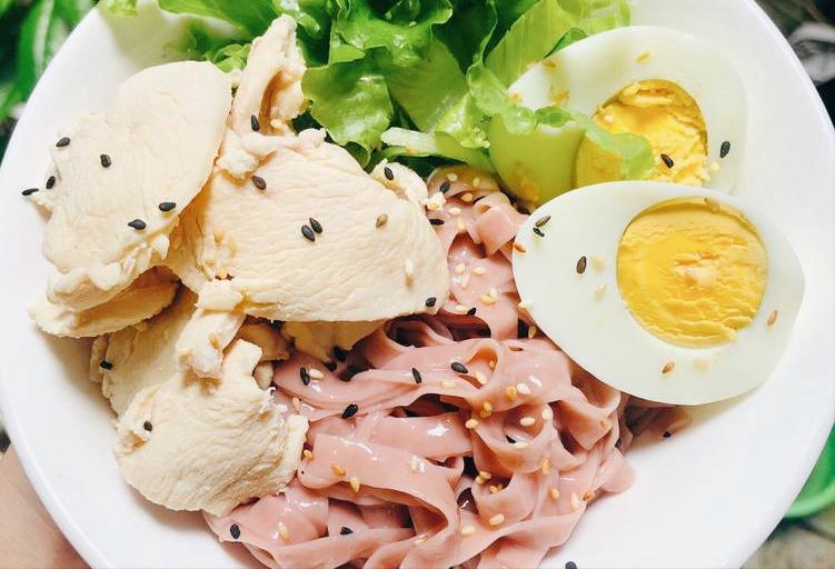 越南特色好吃的美食大全攻略 (40种好吃的越南美食)