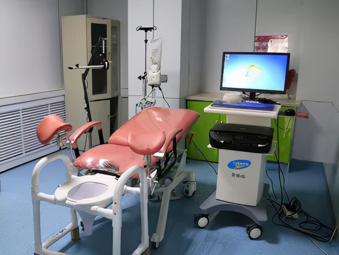 男科前列腺治疗室治疗的经历,腔道介入治疗仪治前列腺炎