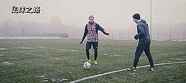 底线背转身教学,单打转身技巧