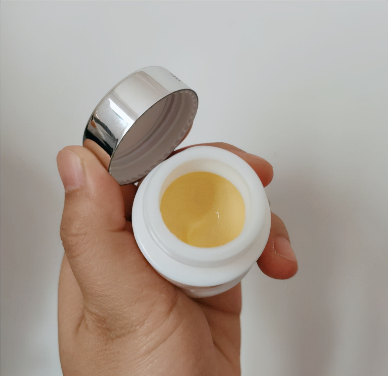 输在包装上的这3款老牌护肤品,虽卖不了高价,但个个都有真本事