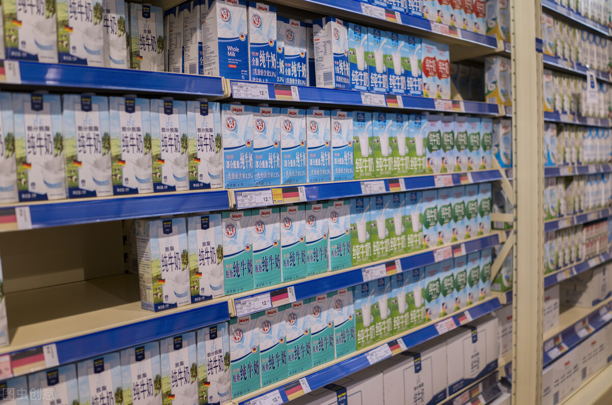 牛奶喝多了易得乳腺癌,乳腺癌为什么不能吃奶酪