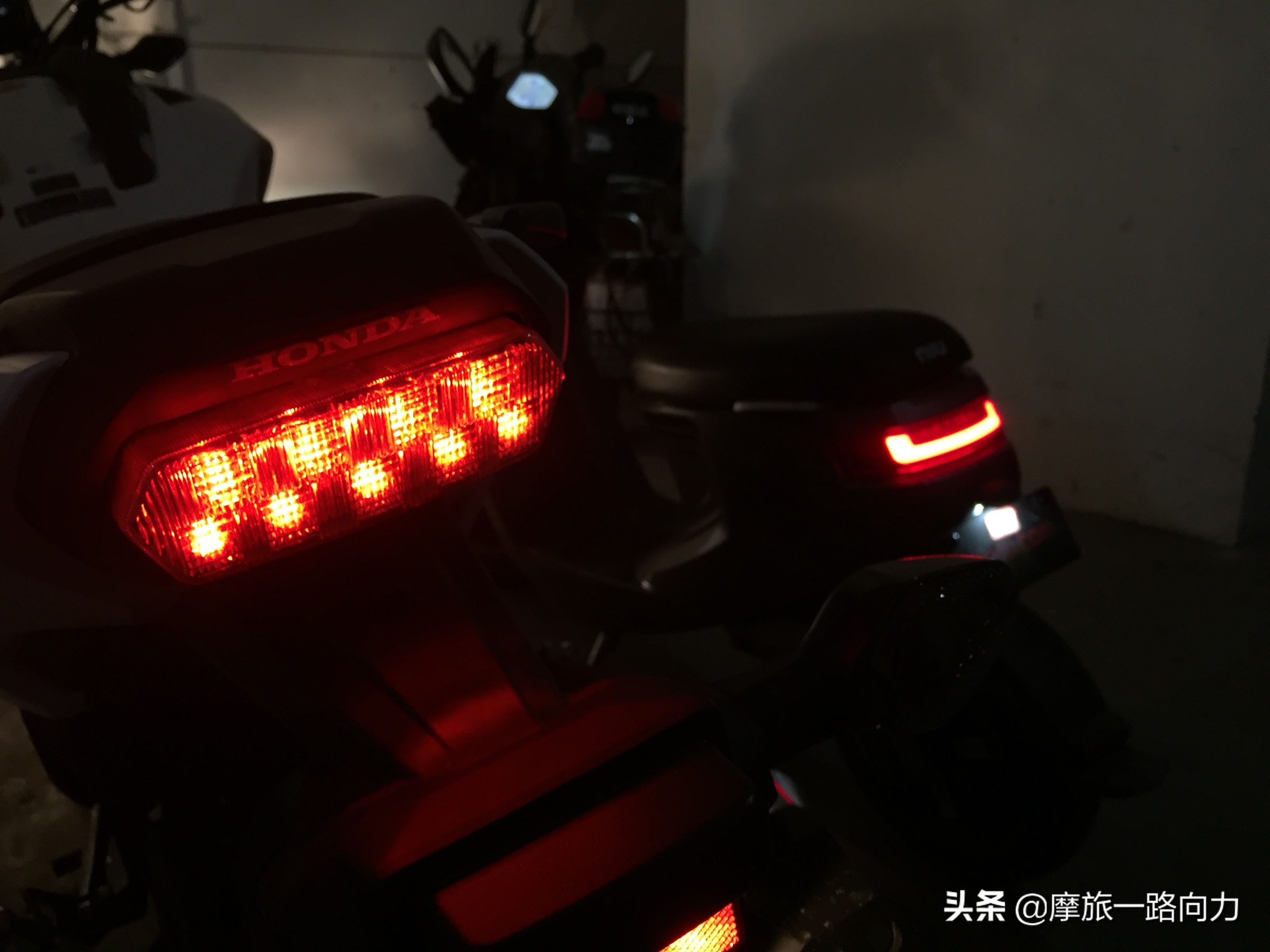 骑着本田NC750X摩旅网红地《达瓦更扎》