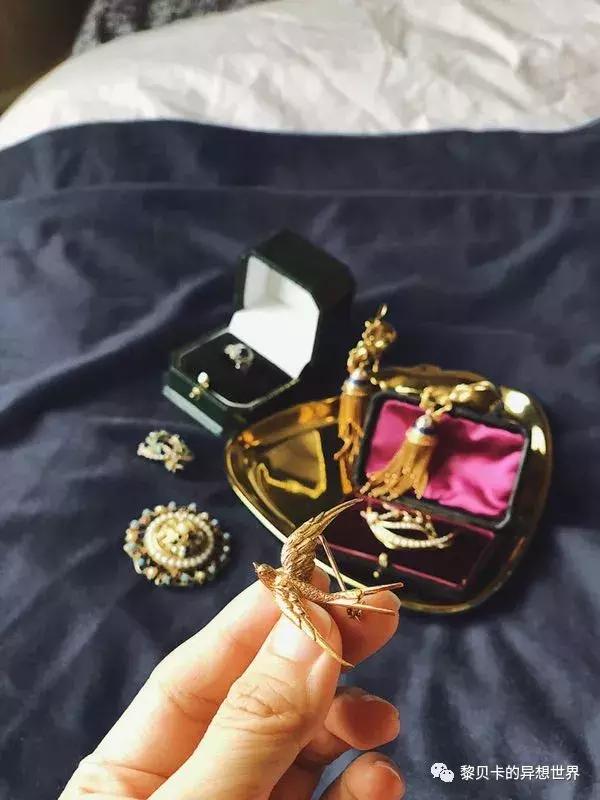 这些东西买的时候肉痛却天天用，她们说值了