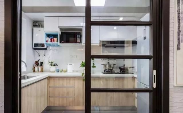 如何处理房子光线暗问题,怎么让采光不好的房子亮起来