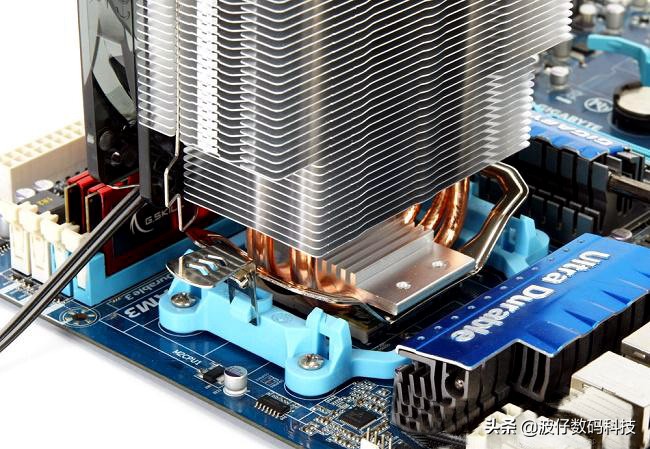 安装cpu涂抹硅胶的目的是,cpu温度过高怎么涂抹降温硅胶