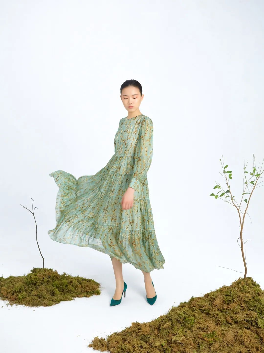 新品上市|夏日物语系列,轻盈如云,垂坠如水