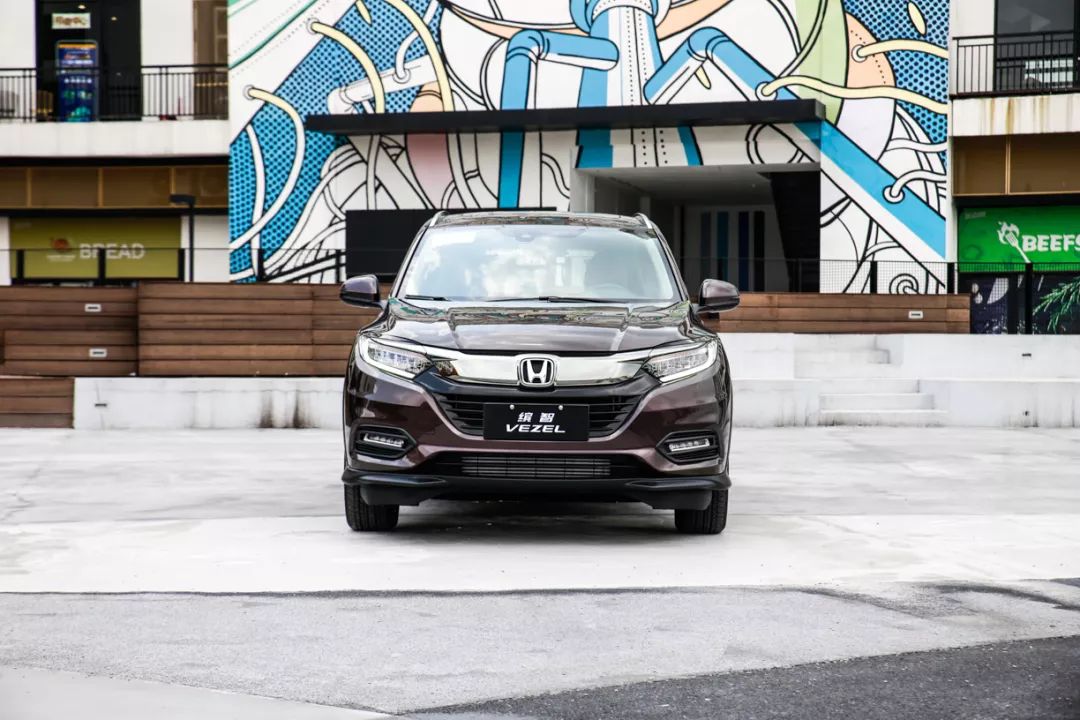 换装“超跑”发动机，安全配置丰富！试驾本田新款缤智