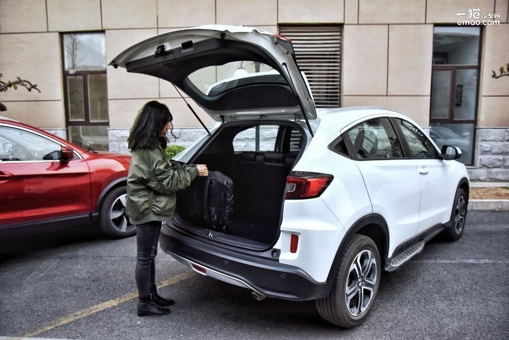 东风本田xr-v空间评测,稳扎稳打试驾东风本田新款xr-v