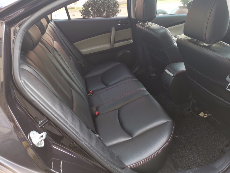 马自达睿翼紫檀色,马自达紫檀色睿翼改装