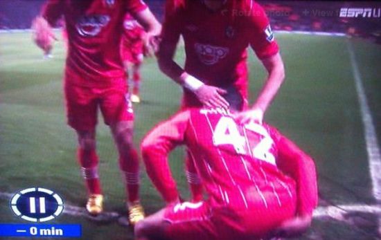 糟糕透顶的进球庆祝方式，C罗拿不了冠军，第一名的被终生禁赛