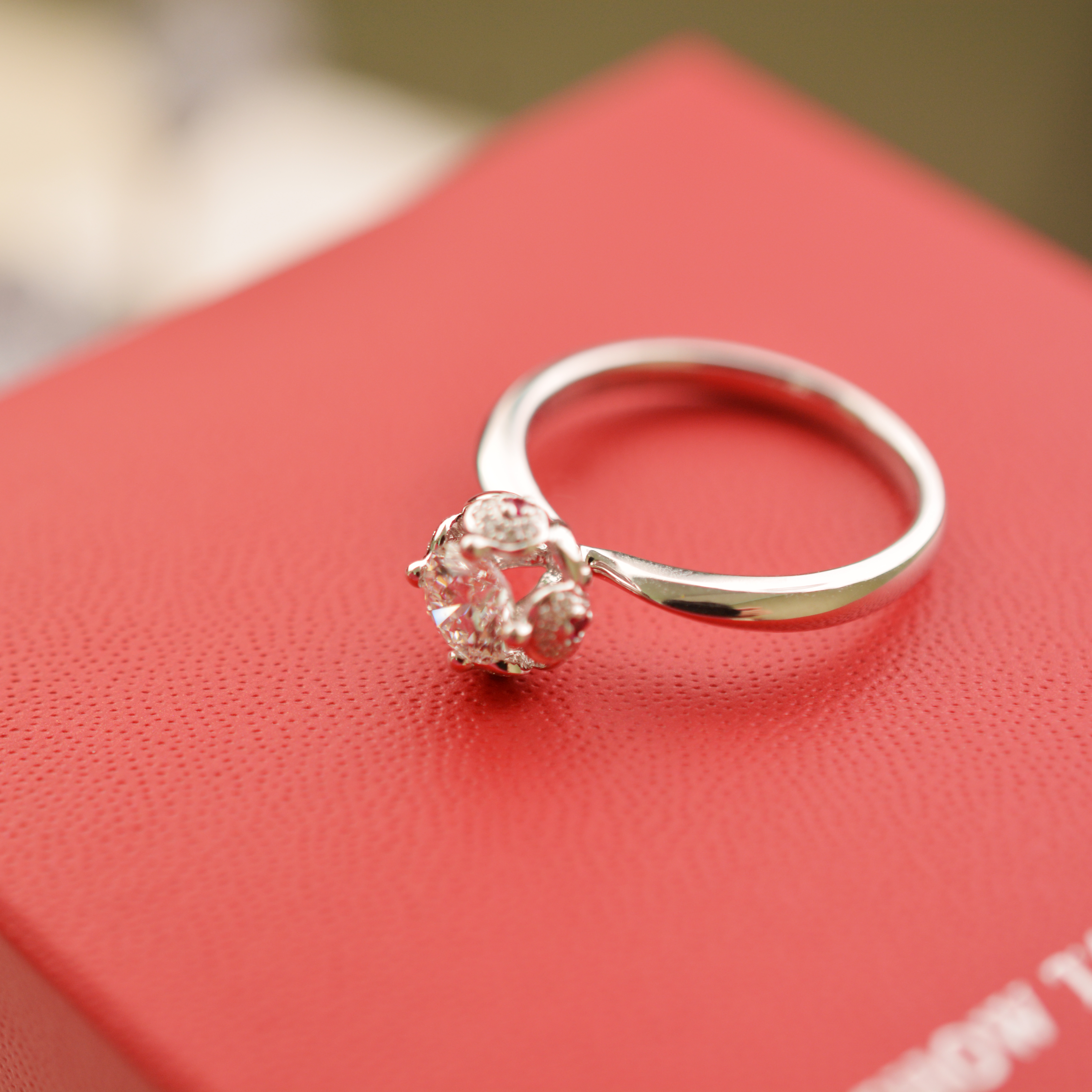 科普讲解钻石知识,周大生钻石的优势是哪些