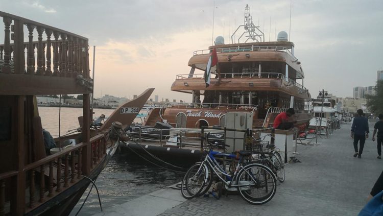 在迪拜穷游真实感受,穷游去迪拜视频