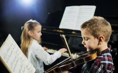 孩子爱臭美是好事,孩子爱臭美怎么引导