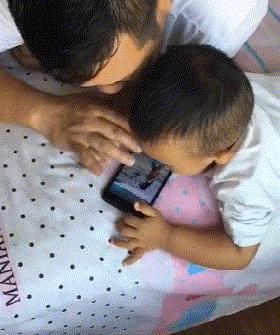 新闻联播背景为什么放那么多字,新闻联播中为什么要放那么多电视