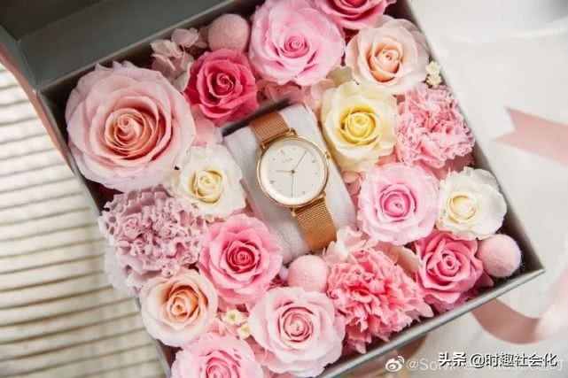 铁达时如何区分系列,铁达时爱情故事