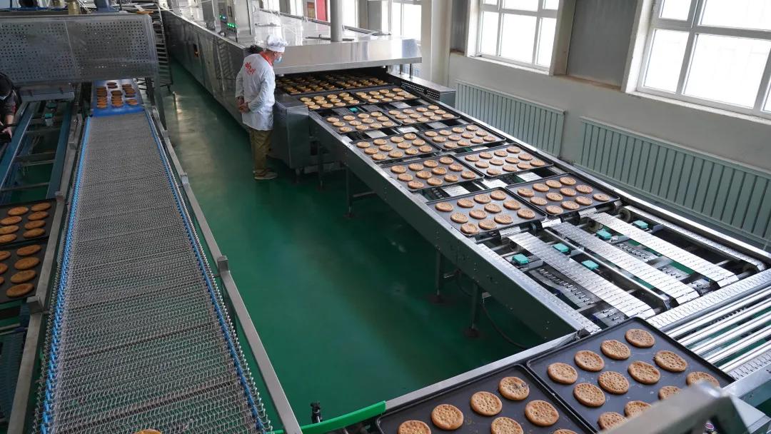 彪炳史册的脱贫攻坚疫情防控,伟大壮举中国脱贫攻坚成就展视频