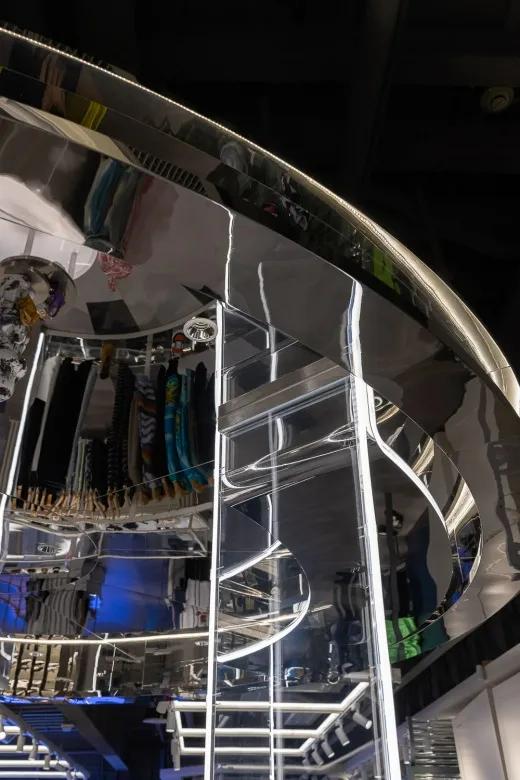 寰峰潥璁捐,寰峰潥璁捐鐗圭偣