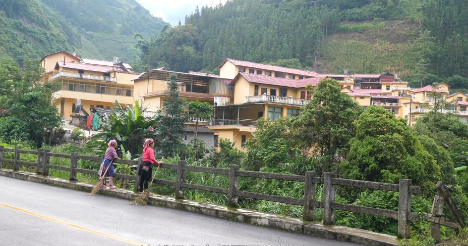 百年铁路桥,百年铁桥雄伟壮观