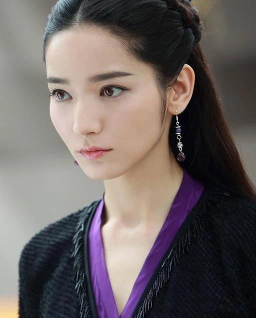 杨幂三朵金花图,杨幂旗下五朵金花古装造型