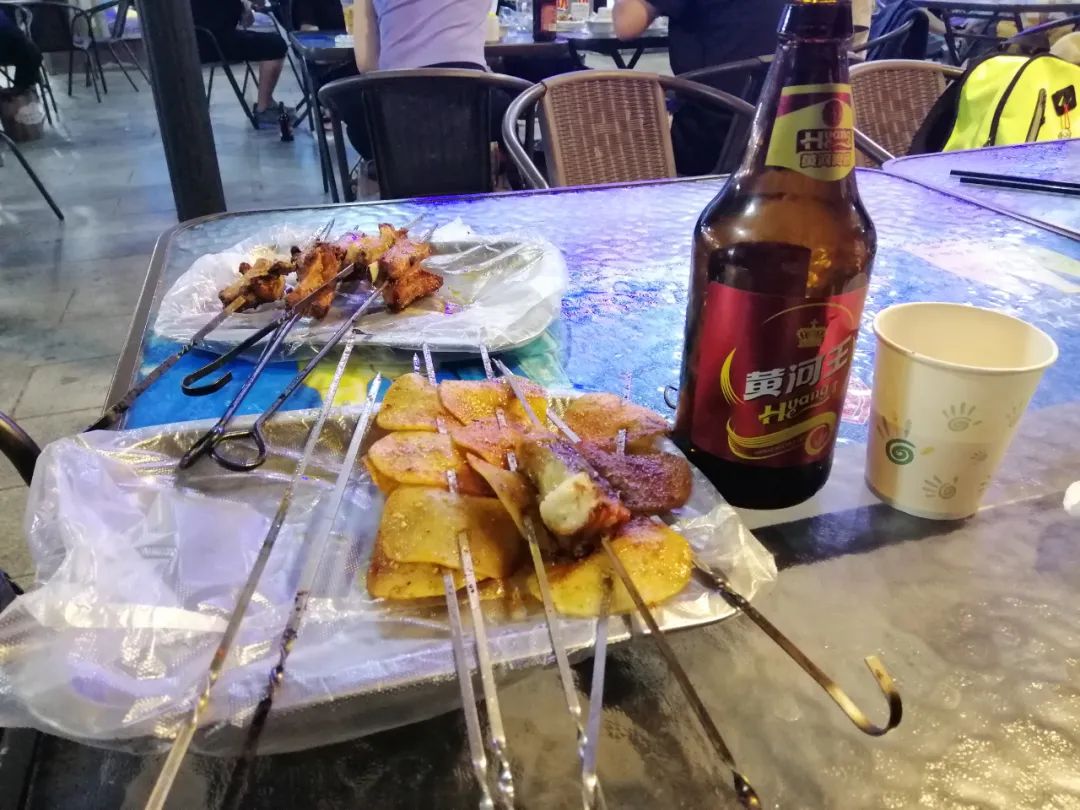 敦煌为什么会是佛教圣地,敦煌为什么能闻名世界