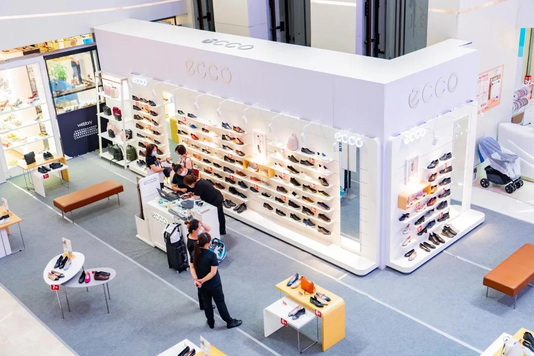 徐家汇绅士节|潮牌“惠”聚！低至5折！男神养成一步到位~