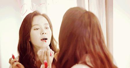 给女朋友买口红代表什么,给女朋友买口红的最新方法