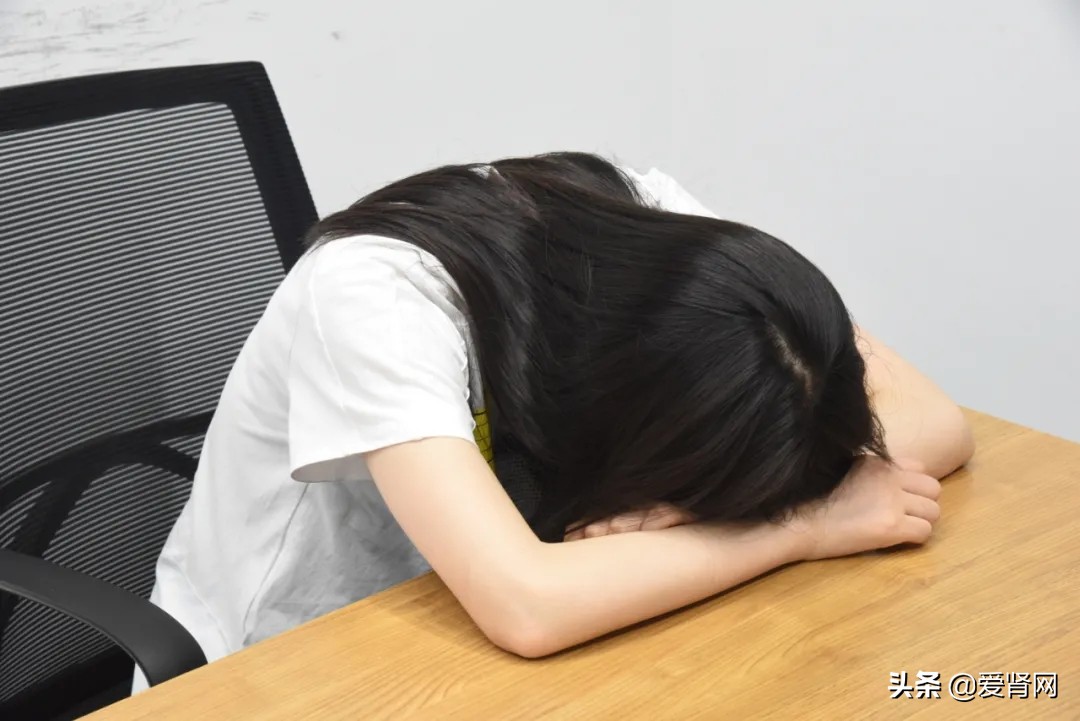 夏季预防中暑应该多喝什么水,预防中暑的保健措施有哪些