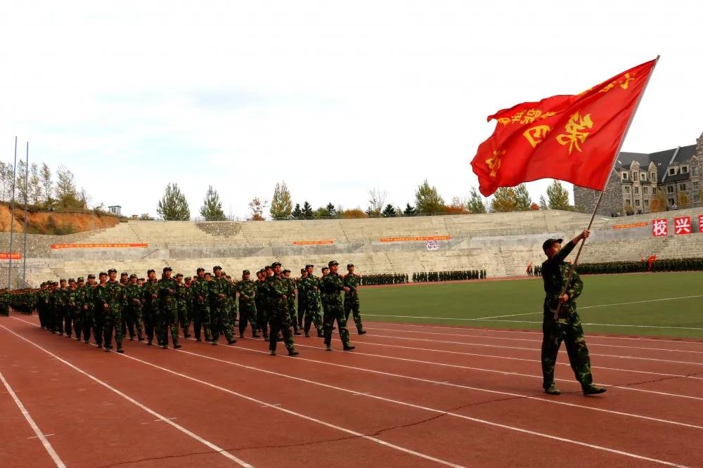 长春建筑学院开学季,长春建筑学院2023军训晚会
