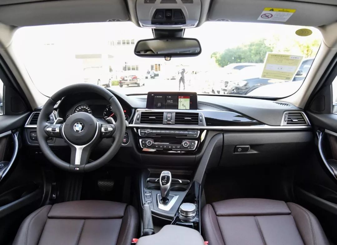 奔驰glccoupe2021款对比宝马x4,奔驰e300l宝马530li奥迪a6l怎么选