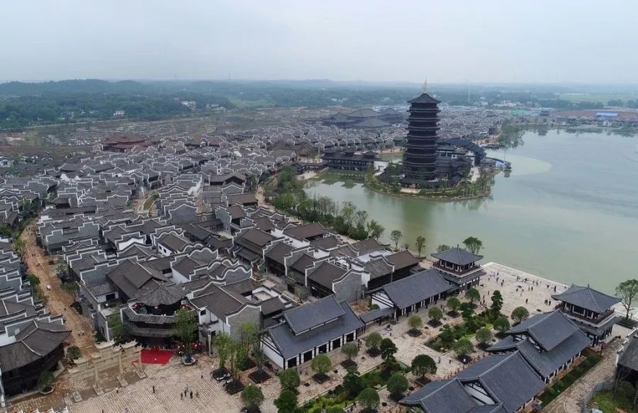 湾田望江府江景房,长沙望城湾田望江府137平方户型