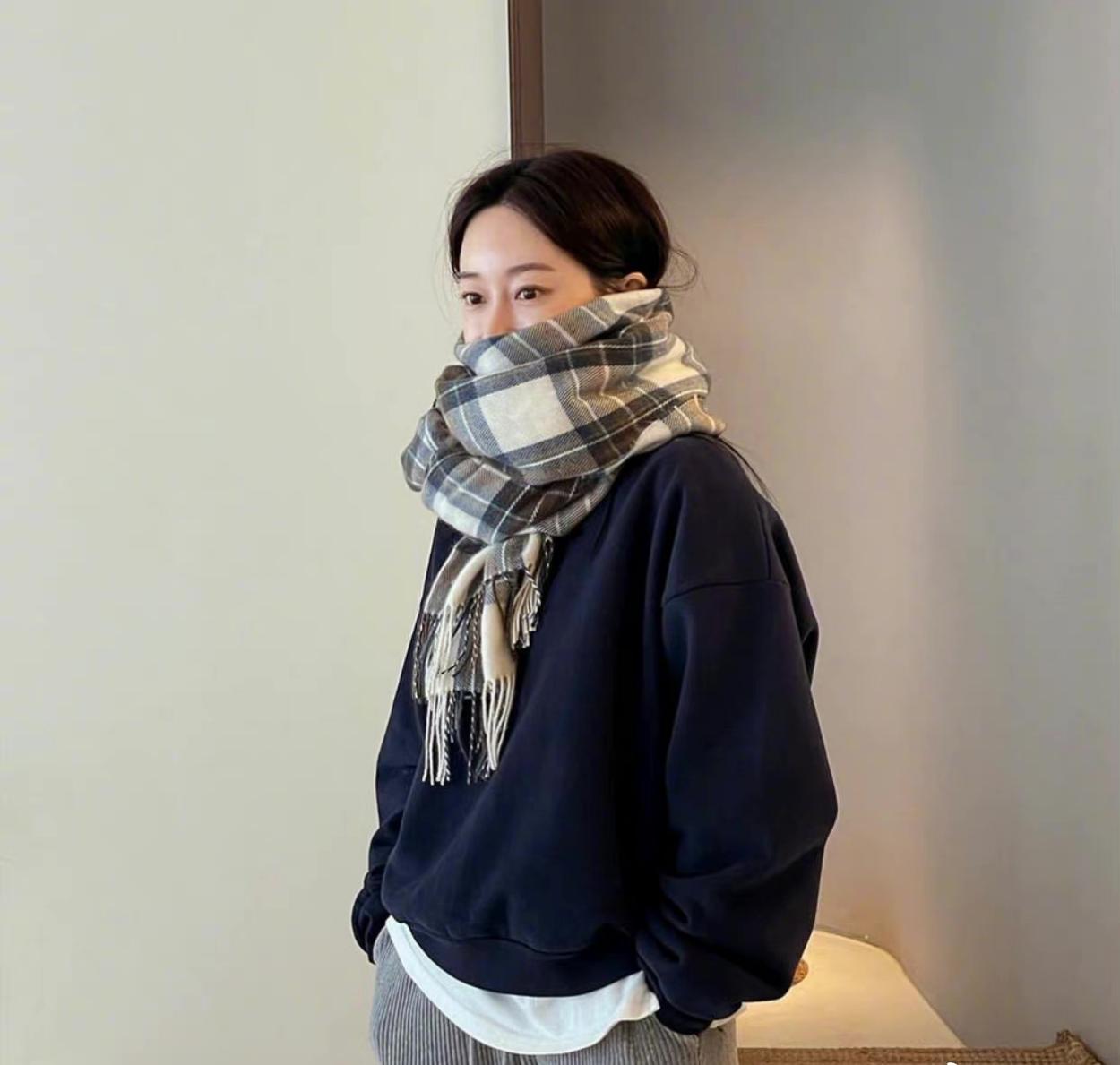 曾可妮同款羽绒服,曾可妮同款摇粒绒外套