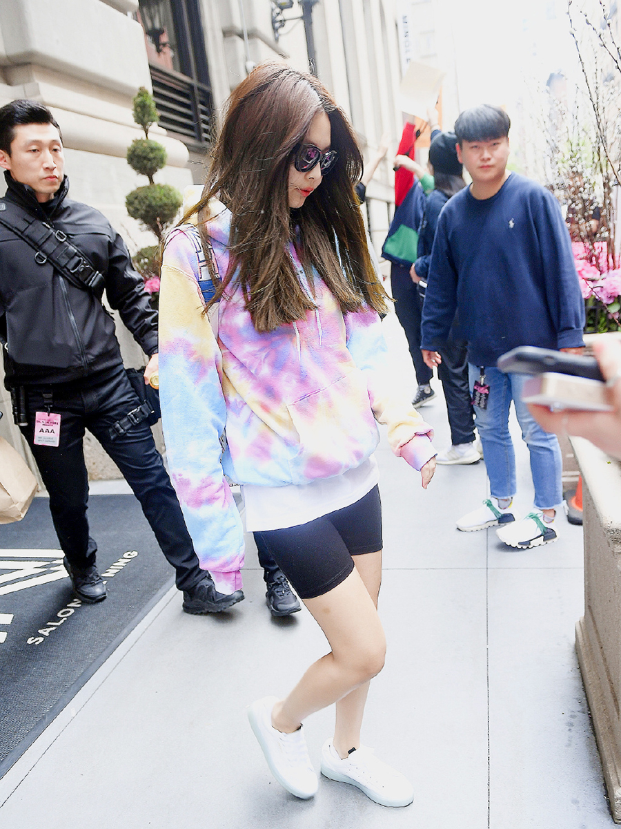 jennie韩国女穿搭,jennie同款舞蹈裤