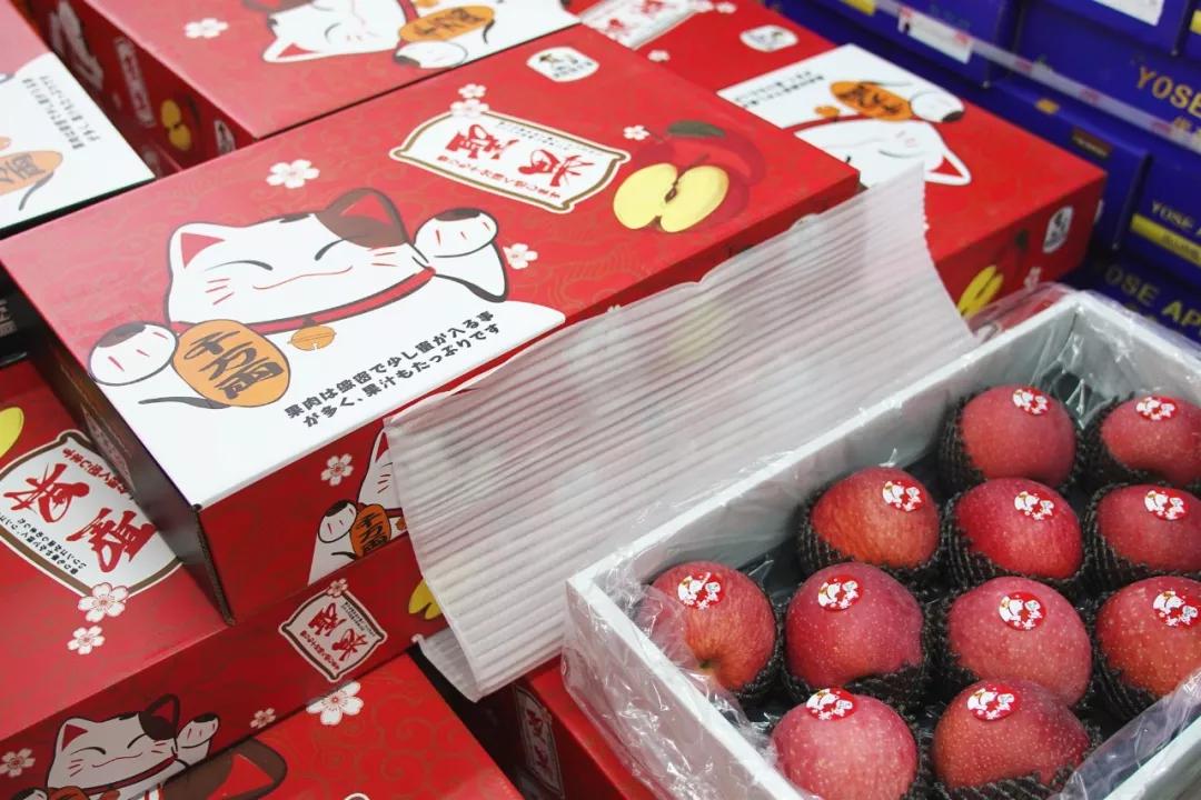 直端零食店“老巢”！好逛到两只手都拿不下