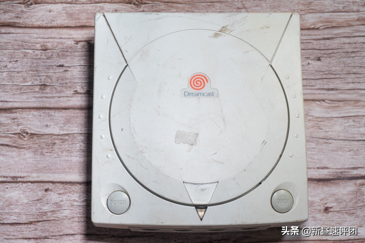 翻新修复DreamCast游戏机：好端端的产品，差点让公司倒闭