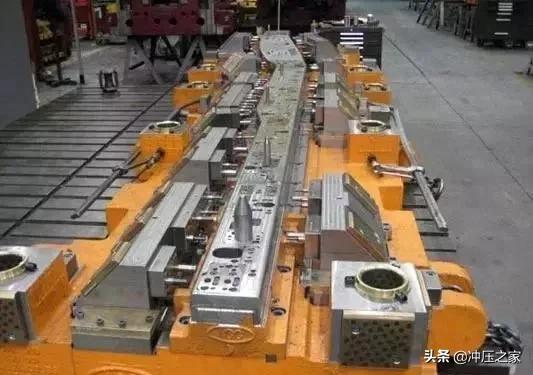 模具报价和模具设计哪个工资高,模具报价详细讲解