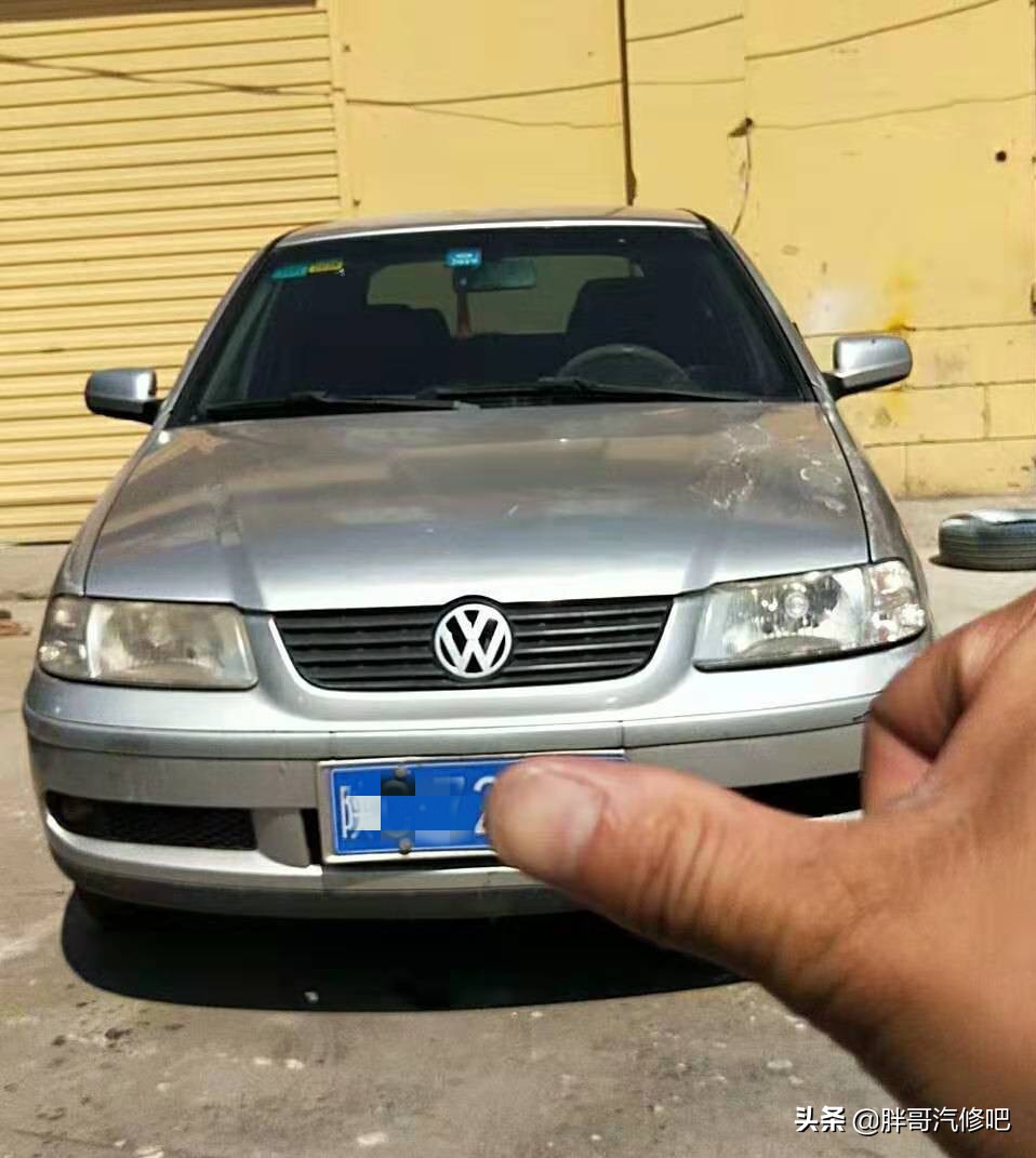 车主迈腾200万纪念版落地价格,大众高尔夫什么车型好