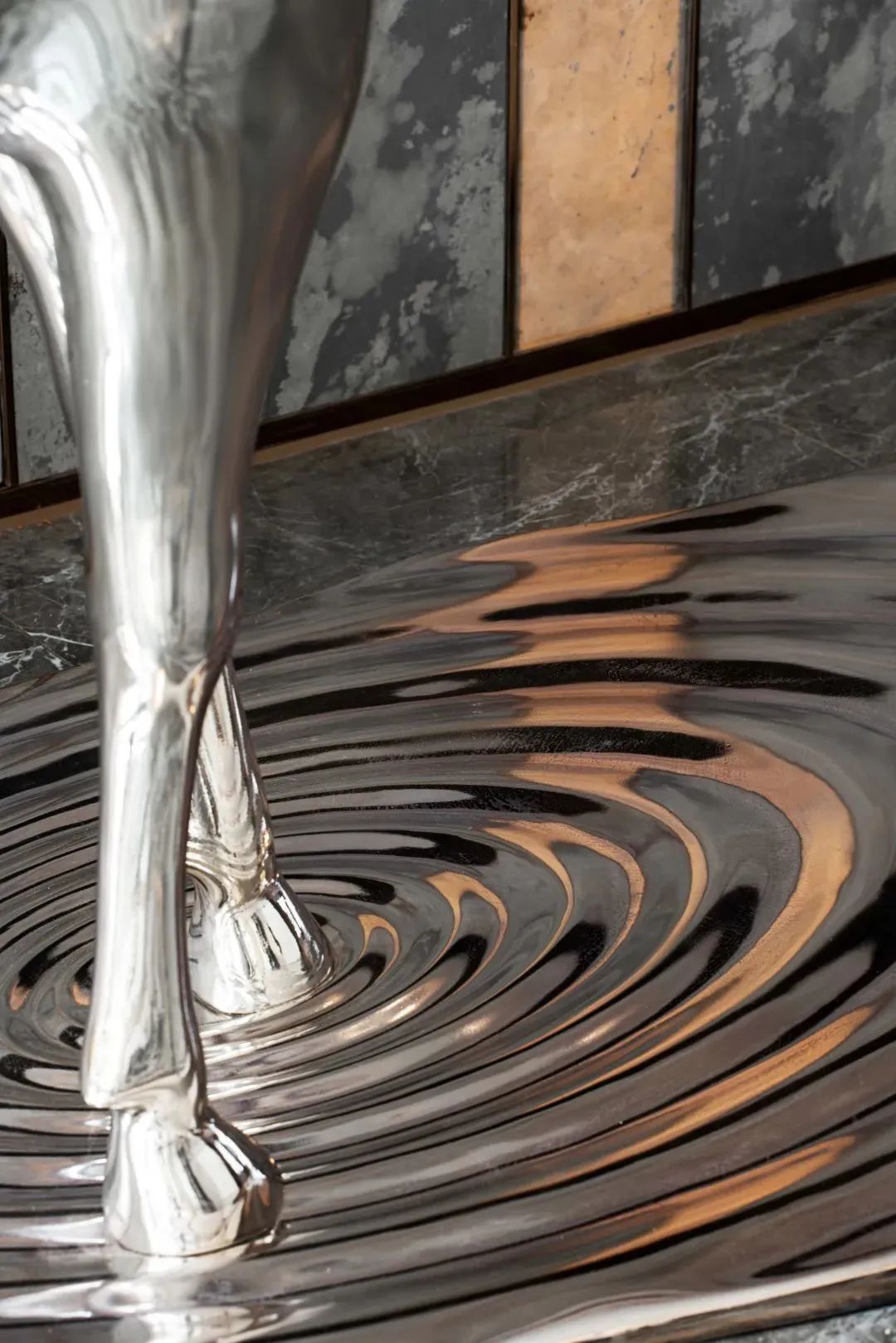 中梁·湖光学府麋鹿·森林书吧