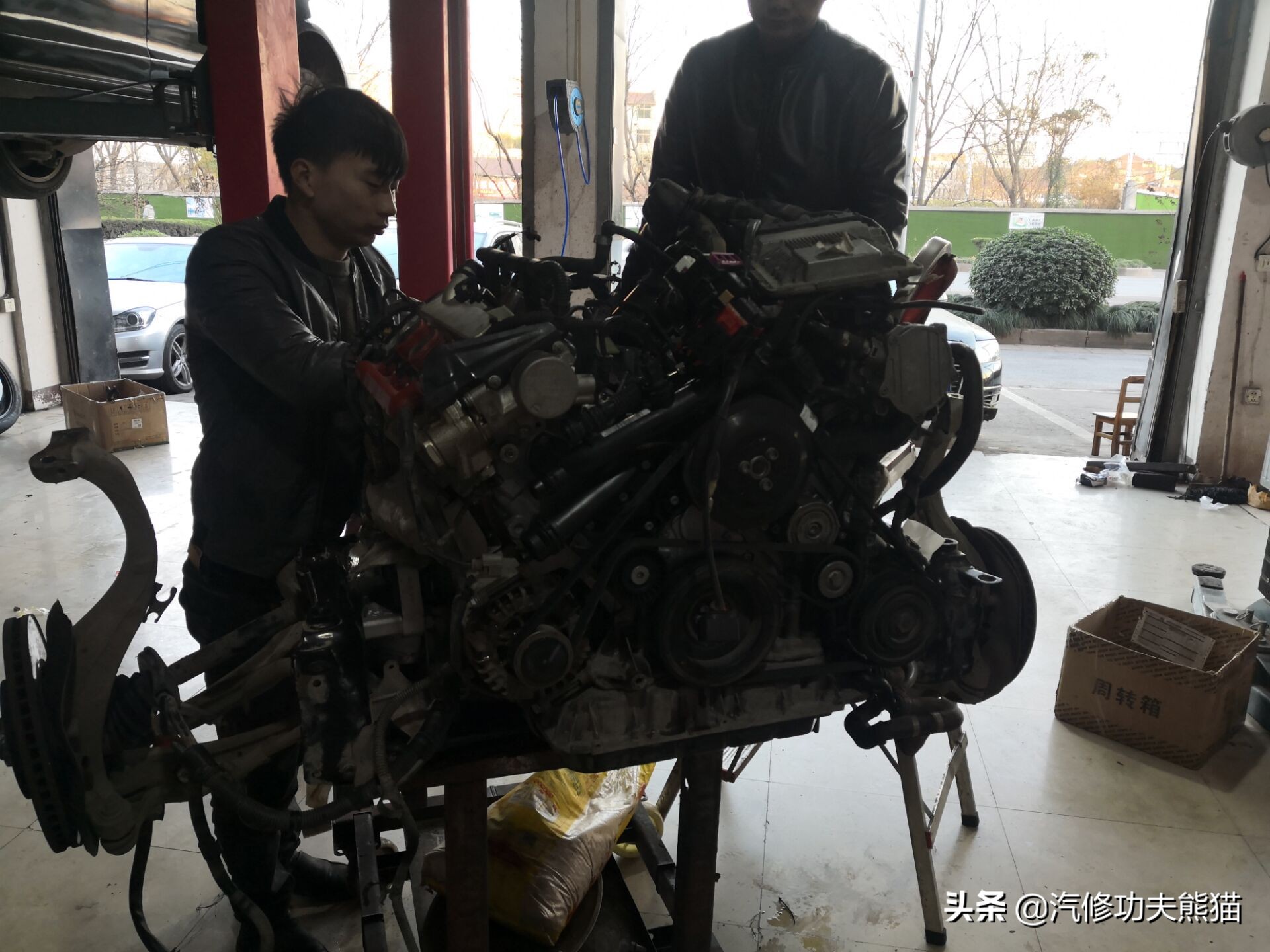 为什么都说奥迪a6l烧机油,奥迪a6l2.4烧机油原因分析