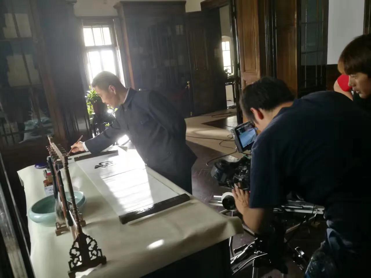 小眼睛的“孙中山”-全运会宣传片“精武精神”题词拍摄花絮