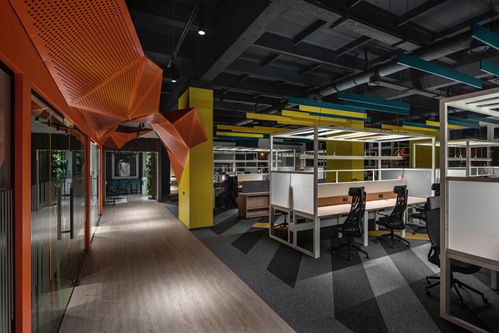 FTA孚提埃建筑设计|蓝色畅想椰岛游戏上海总部设计欣赏