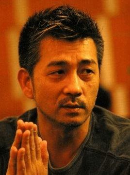 “港迷”的春天来了，林峯港味警匪剧杀青！阵容强大到你不敢相信