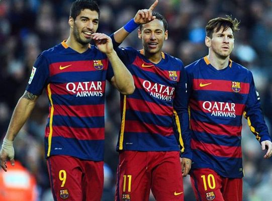 巴西足球历史十大球星名单,巴西十大足球巨星排名