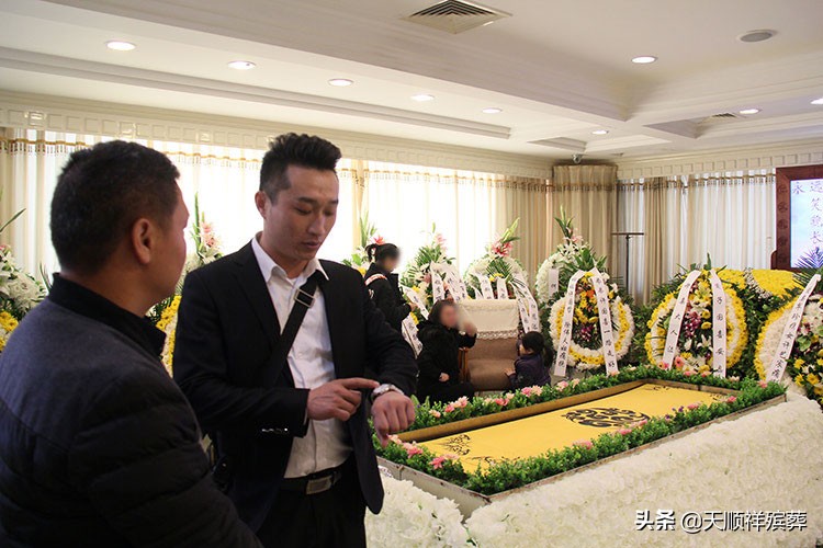 亲人去世最简单的殡葬程序,火化后丧葬流程