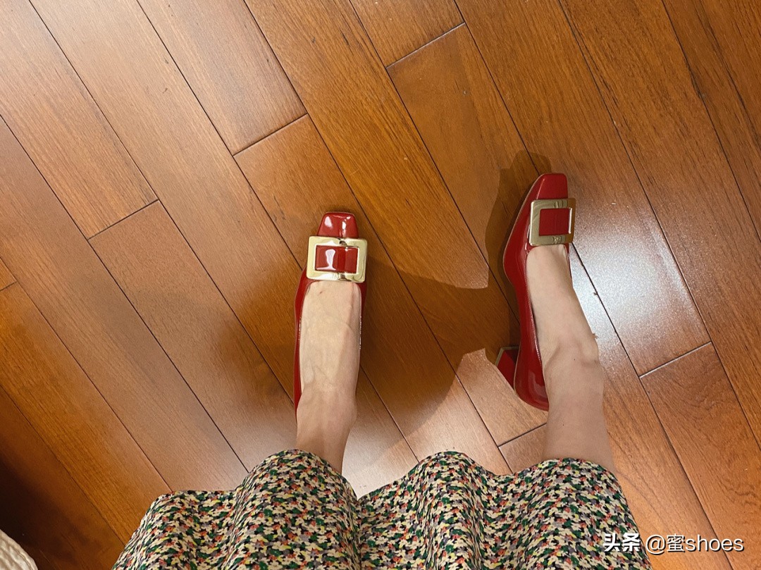 rv高跟鞋有哪些款式,rv单鞋高跟鞋