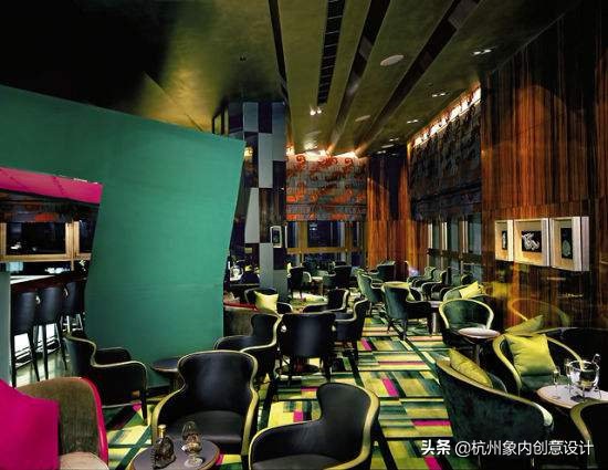 酒店的酒和商超的酒有什么区别,酒店里的酒吧好玩么