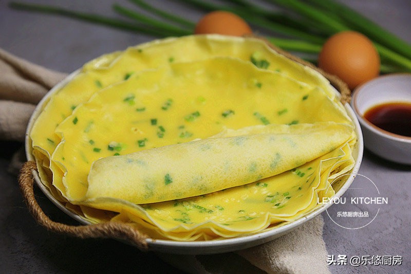 早餐饼这样做你家小孩肯定爱吃,想学家常早餐饼的做法