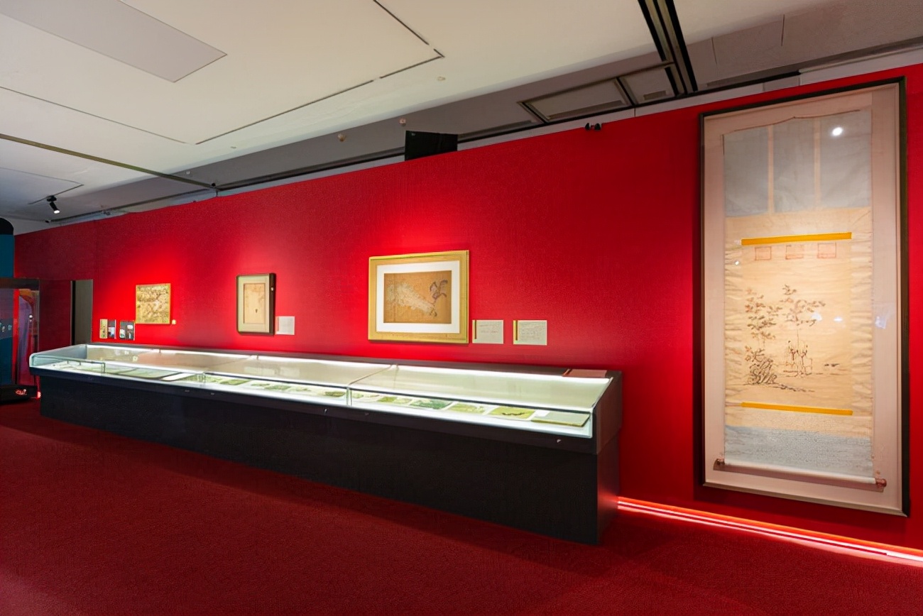 郎世宁画的后妃为什么长一样,郎世宁给乾隆和妃子画的油画肖像