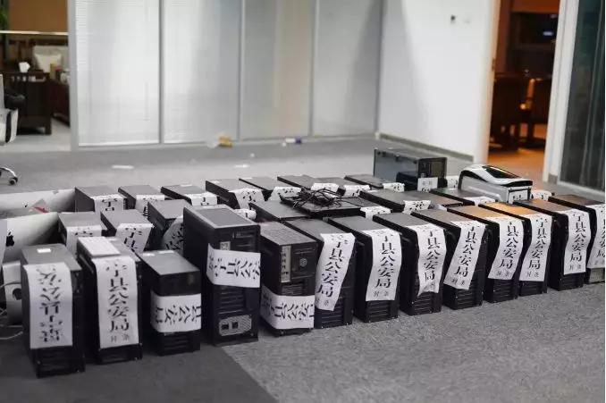 这条游戏弹窗小广告的背后,竟是每日流水近亿元的网络赌博平台